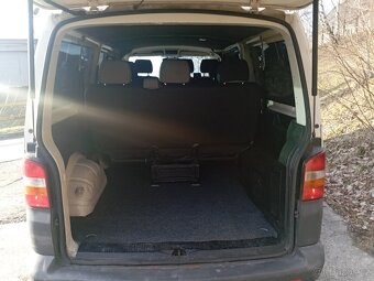 VW T5 transporter 9 míst - 7