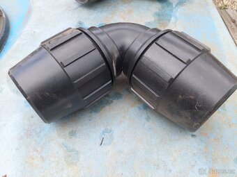 vodoinstalační materiál - 7