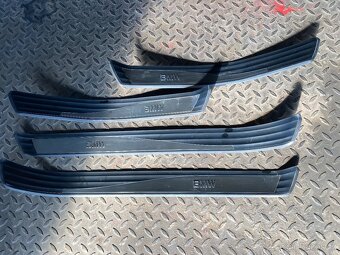 Náhradní díly z vozu BMW e60 2003 - 7