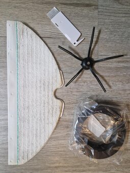 Robotický vysavač Roborock S6 černý - 7