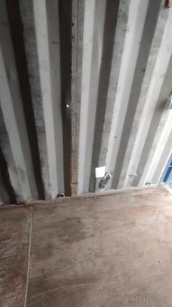 Skladový kontejner 6m délky / bouda na nářadí / s elektro - 7