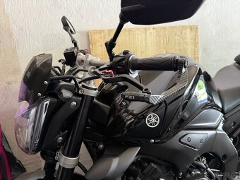 Yamaha Fz1-N 2009 - 7