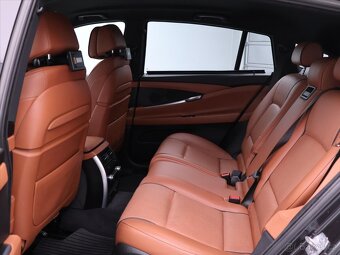BMW Řada 5 3,0 535d xDrive GT 230kW CZ DPH (2014) - 7