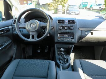 Touran 1.2 TSi 16V, xenony, led denní svícení,klima,132t.km - 7