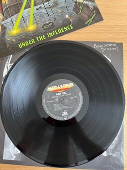 Overkill – Under The Influence - 7