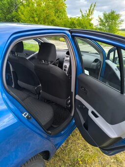 Toyotu Yaris r.2006 - 7