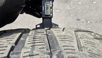 Zimní pneu 275/35/19 Pirelli - 7