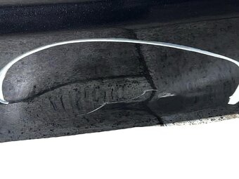 Páté dveře černá metalíza LC9X VW Touran 1T2 FL 2009 - 7