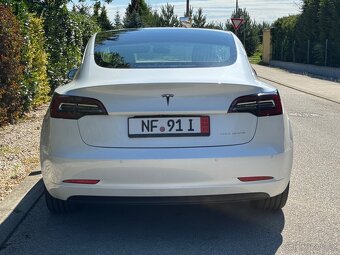 Tesla 3 Long Range Dual Motor, 3/2020, 350kW (476 koní) - 7