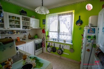 Prodej vícegeneračního domu 170 m, 6+2, pozemek 697 m  Bludo - 7