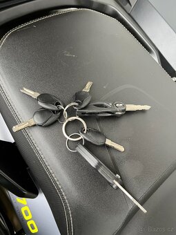 QJ motor SRT 700X - 7