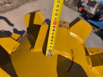 Ježkovy válec pro bagry 12-24t - 7