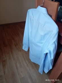 Prodáme novou pánskou košili modrá barva . - 7
