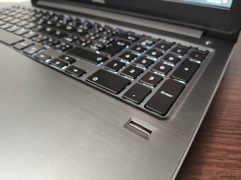 podsvícený Dell 15,i7-3,5GHz,Nvidia-4Gb,FHD,DDR4,500Gb SSD - 7