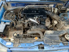 Mitsubishi Pajero PININ 2000 1,8GDI 88kW 3DV - dily - 7