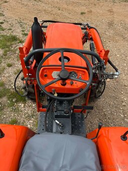 Prodám Kubota L1500 4x4 s originálním nakladačem - 7