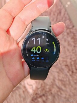 SAMSUNG Galaxy Watch 4 44 mm - 7