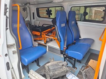 Ford Transit Custom - sanitní vůz (nepojizdný) - 7