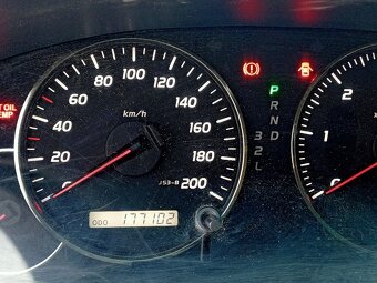 Toyota Landcruiser - 7