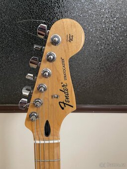 Fender Stratocaster Mexico - 7