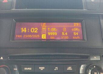 Displej Peugeot 5008 - 7