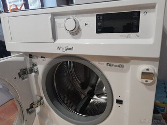 Vestavná pračka Whirlpool 60cm - 7