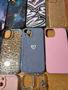 Obaly na iPhone 13 - 7