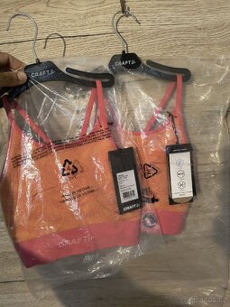 Sportovní podprsenka Craft, vel. S - 7