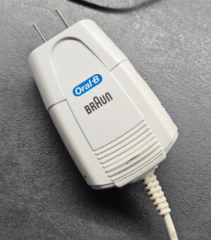 Oral B Braun Triumph 9000 Professional Care - 7