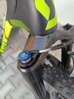 SCOTT SCALE 900 RC WORLD CUP - karbonová kola Roval Control - 7