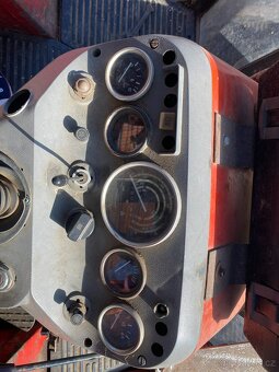 Traktor ZETOR 7045 - 7