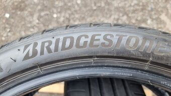 Letní pneumatiky 225/40/19 Bridgestone RFT - 7