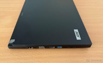 Acer TravelMate P645-S (12 GB RAM a 500 GB SSD) - 7