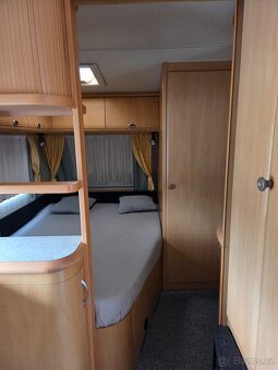 Prodám karavan Hobby 460 - 7