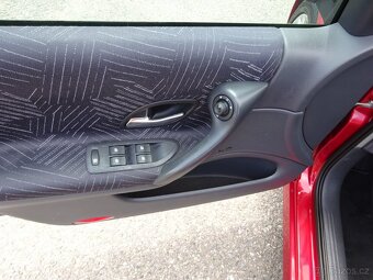 Renault Laguna 2.0i r.v.2001 2.Majitel Koupeno v ČR (103 kw) - 7