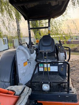 HITACHI ZX 30U-5B - 7