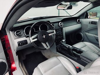 FORD MUSTANG 4.0 V6 154KW AUTOMAT 2007 - 7