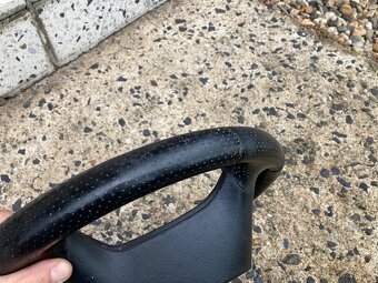 Prodám třiramený volant i s airbagem - 7