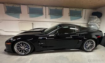 Chevrolet Corvette C6 ZR1 | Absolutní Top Stav, Nízký Nájezd - 7