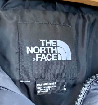 The North Face 700 černá péřová bunda - 7
