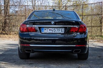 BMW 750d xDrive | 2017 | servis, výborný stav - 7