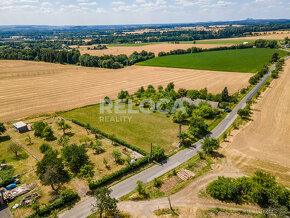 Prodej stavebního pozemku 1616 m2 - 7