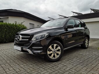 MERCEDES GLE 250D 4X4 NOVÉ V ČR/1.MAJITEL/PLNÝ SERVIS/2017 - 7