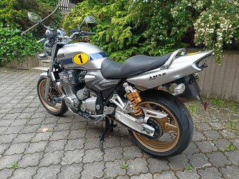 Yamaha xjr 1300 - 7