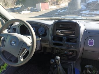 Nissan Navara D22 4x4 - 7