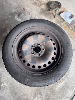 Zimní sada Ford Mondeo MK4, Barum 215/55 R16 + poklice - 7