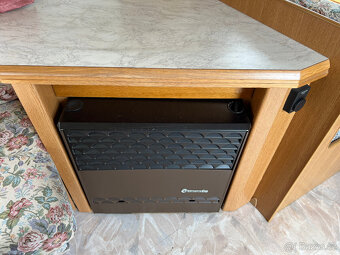 Karavan Hobby Landhaus 760-chata na kolech - 7