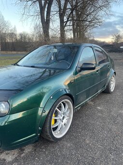 Wv Bora 2.3 vr5 110kw manuál - 7