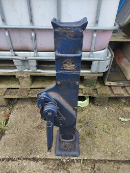 Hřebenový zvedák 5t - 7