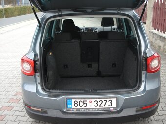 VOLKSWAGEN TIGUAN 2.0 TDI 4 x 4,SERVISKA,NOVÁ STK - 7